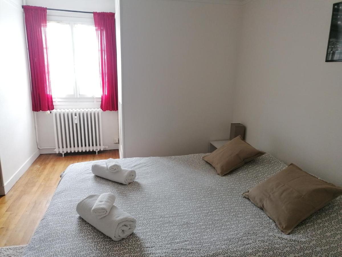 Appartement Ilianah Domfront  Buitenkant foto